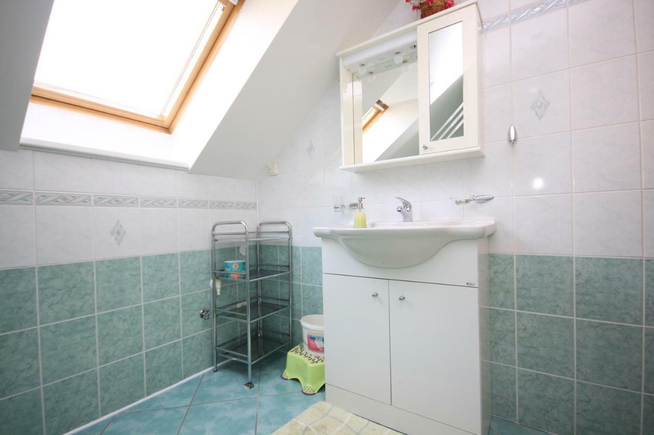 Apartman Pod Cernou Horou Rožnov pod Radhoštěm Exterior foto