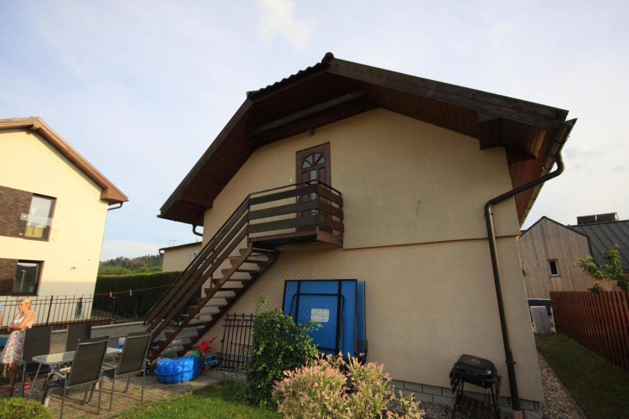 Apartman Pod Cernou Horou Rožnov pod Radhoštěm Exterior foto
